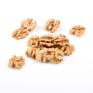 Shelled walnuts